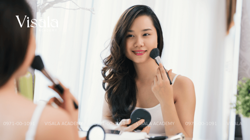 Kỹ Năng Cần Có Để Trở Thành Make Up Artist